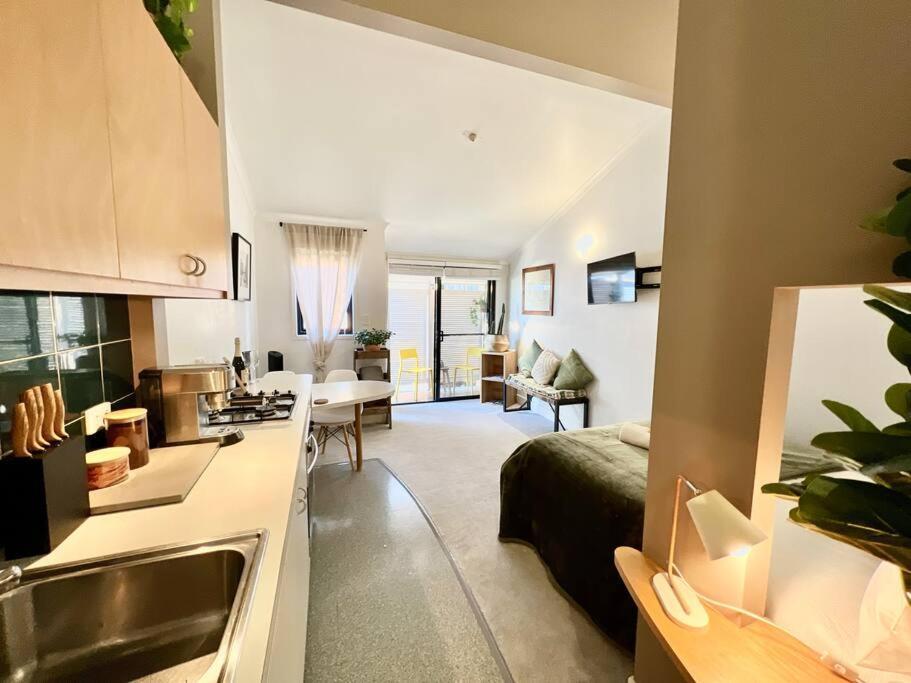 Self Contained Haven In New Farm Apartment บริสเบน ภายนอก รูปภาพ